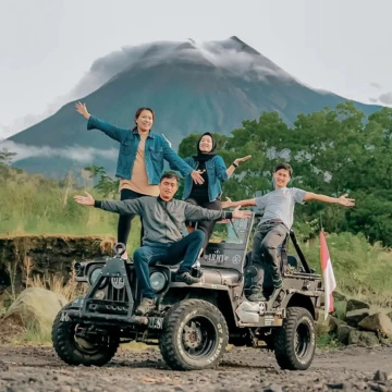 off road jeep merapi