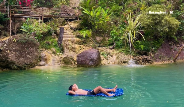 Air Terjun Kembang Soka Kulon Progo